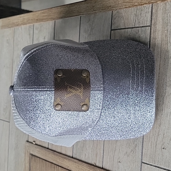Upcycled CC baseball cap - Picture 1 of 7